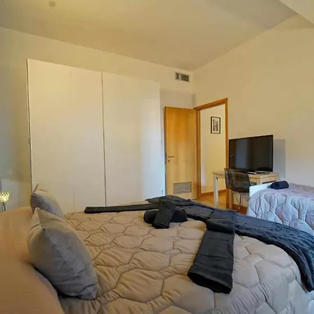 Destiny 4 Borgo Venezia Apartment *