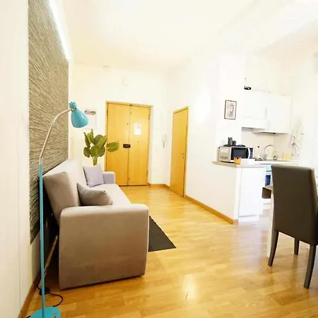 Destiny 4 Borgo Venezia *